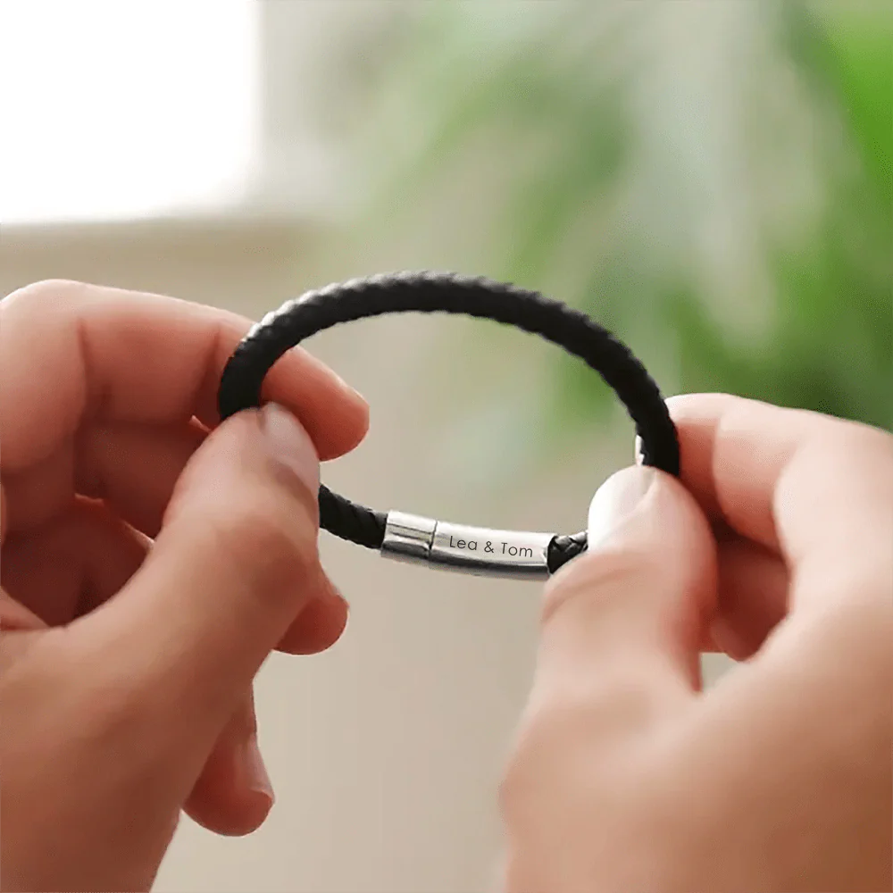 Personalisiertes Männerarmband - mit diskreter Gravur auf Innenseite - SEVOLY