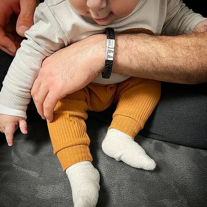Proud Dad - Leder Geschwisterarmband mit zwei Abdrücke und Textgravur - SEVOLY
